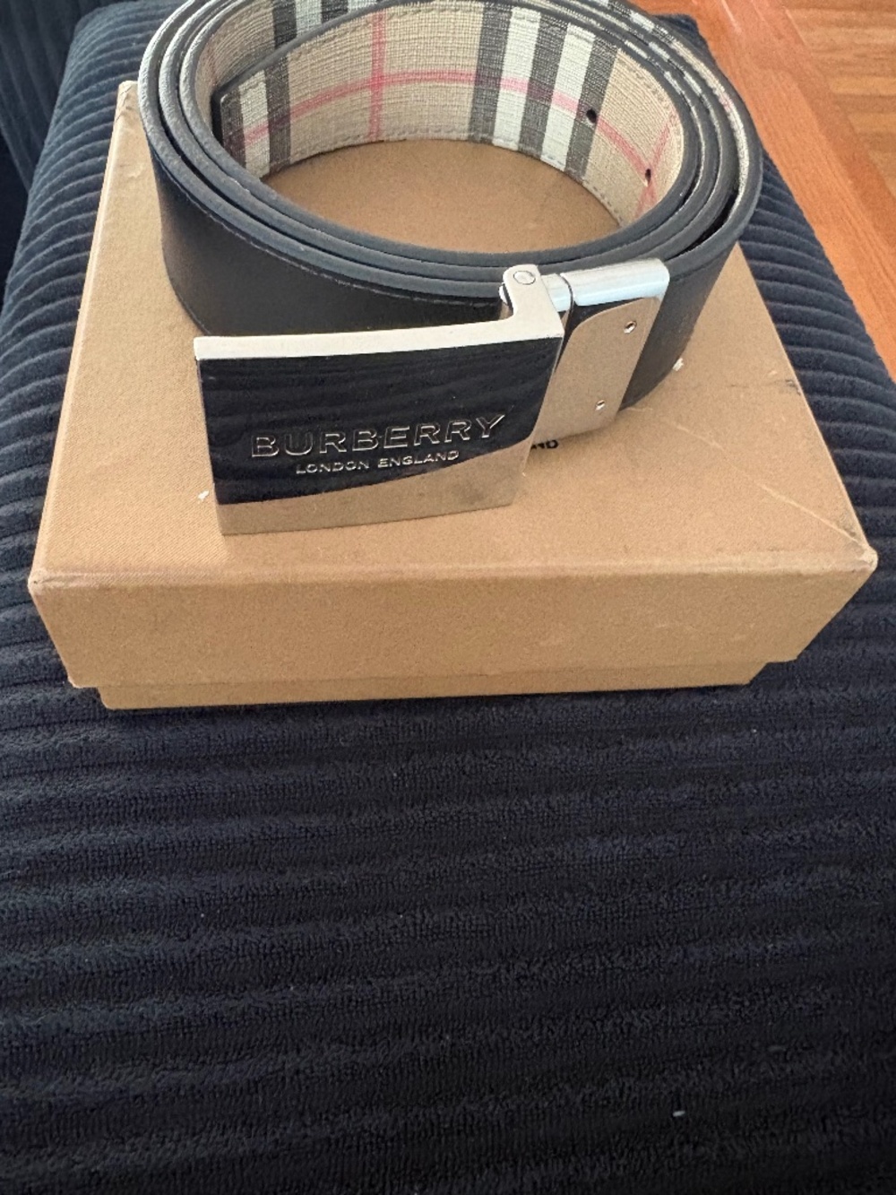 Authentic Burberry belt men’s size 44